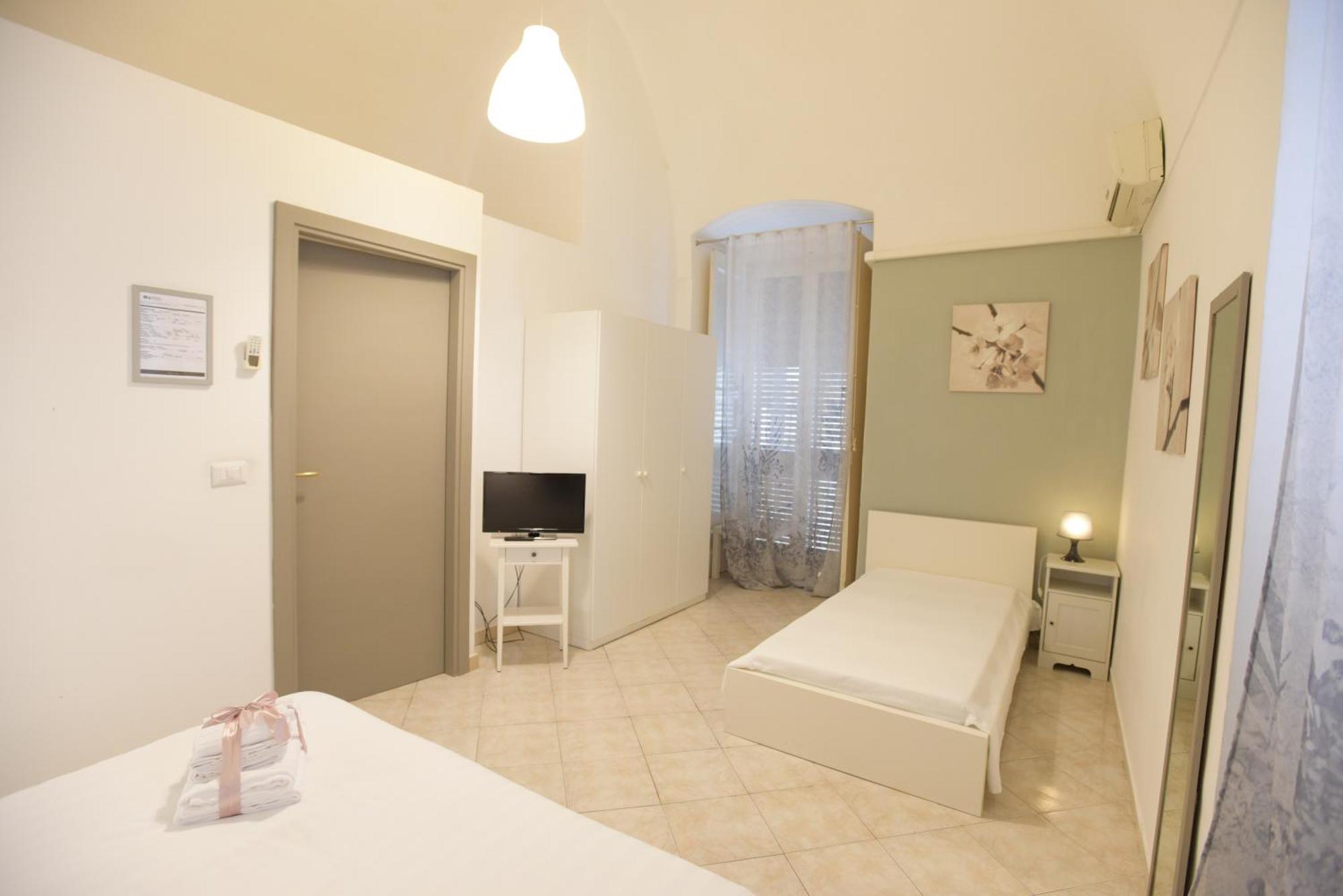 Cittadella28 Like At Home Trani Bagian luar foto