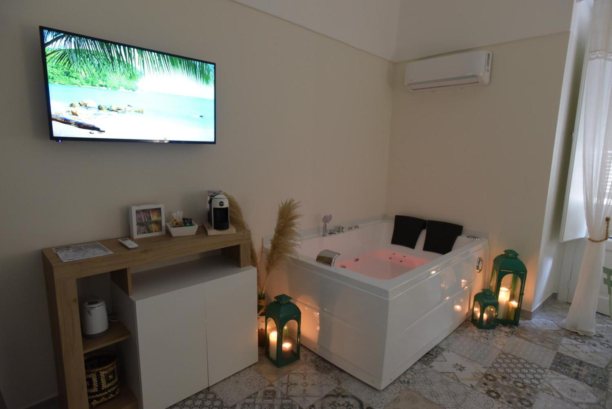 Cittadella28 Like At Home Trani Bagian luar foto