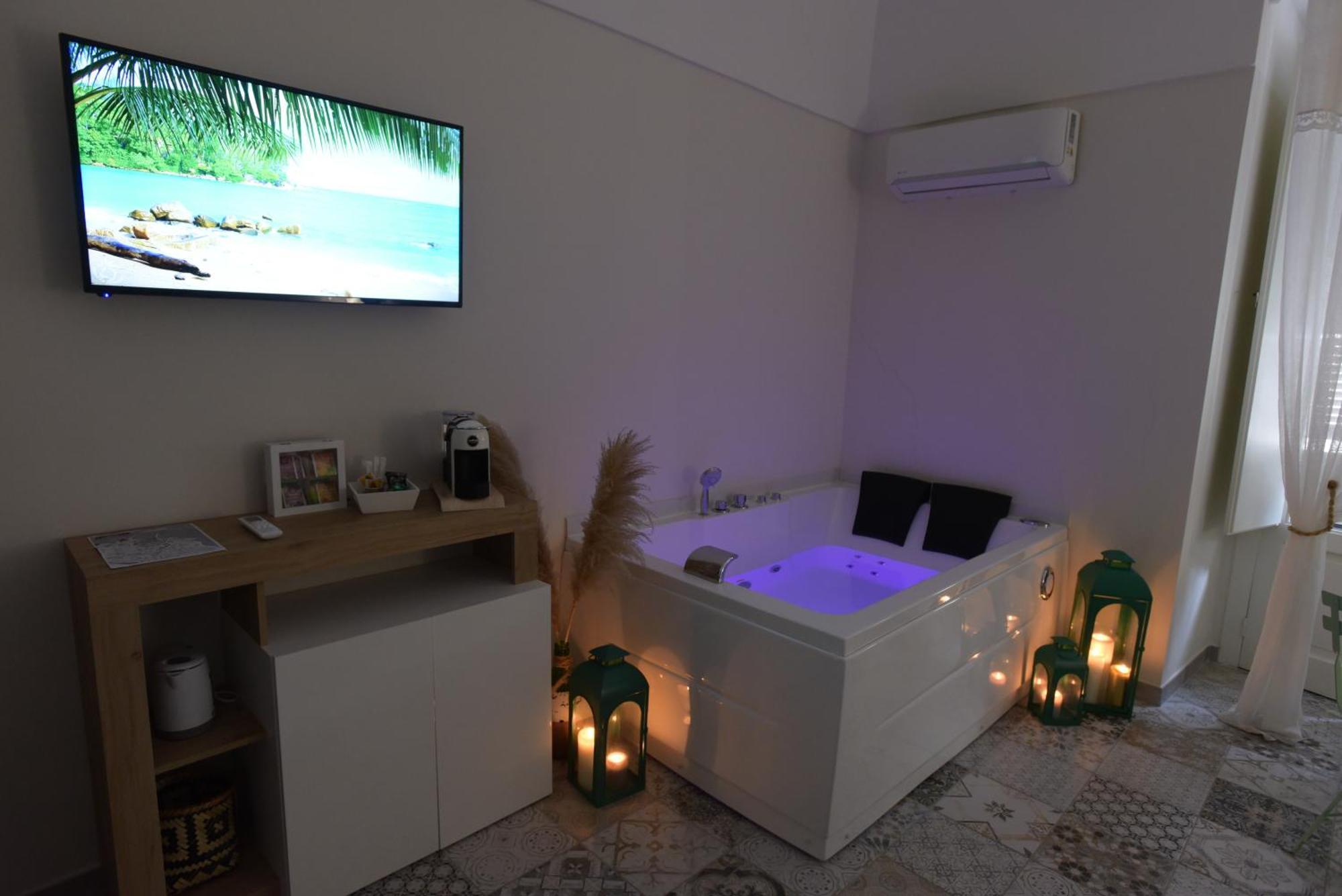 Cittadella28 Like At Home Trani Bagian luar foto
