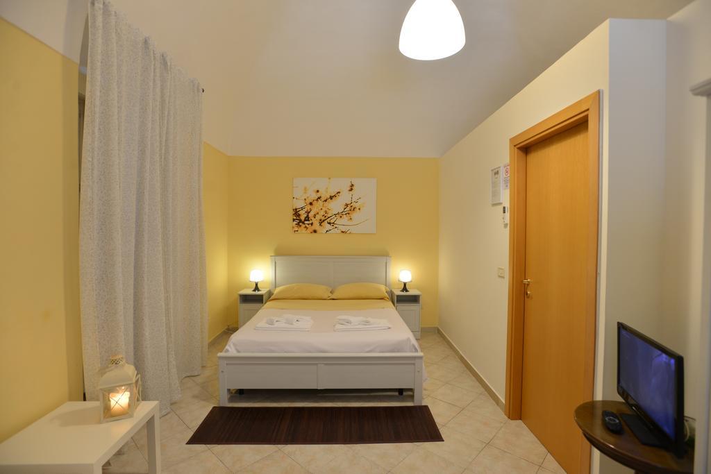 Cittadella28 Like At Home Trani Bagian luar foto